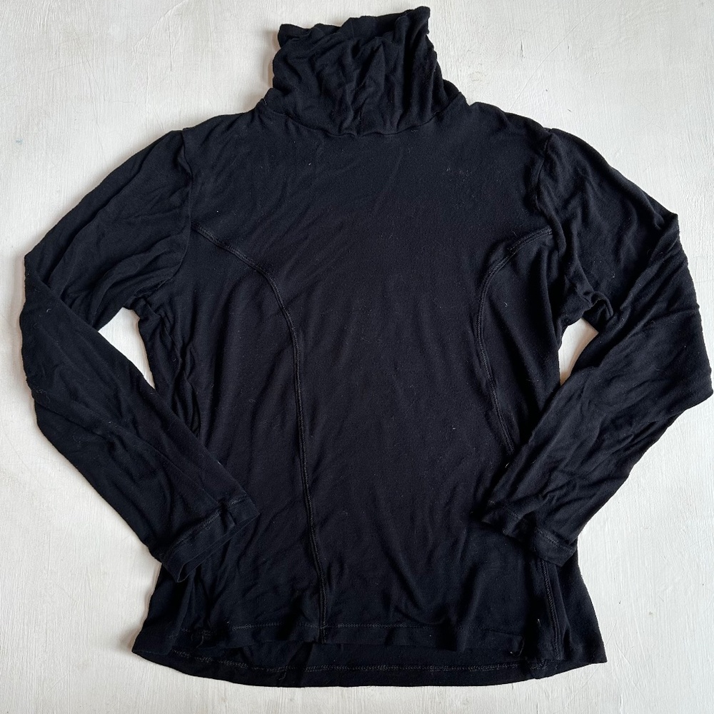 NILS Skiwear Black Baselayer Turtleneck Top